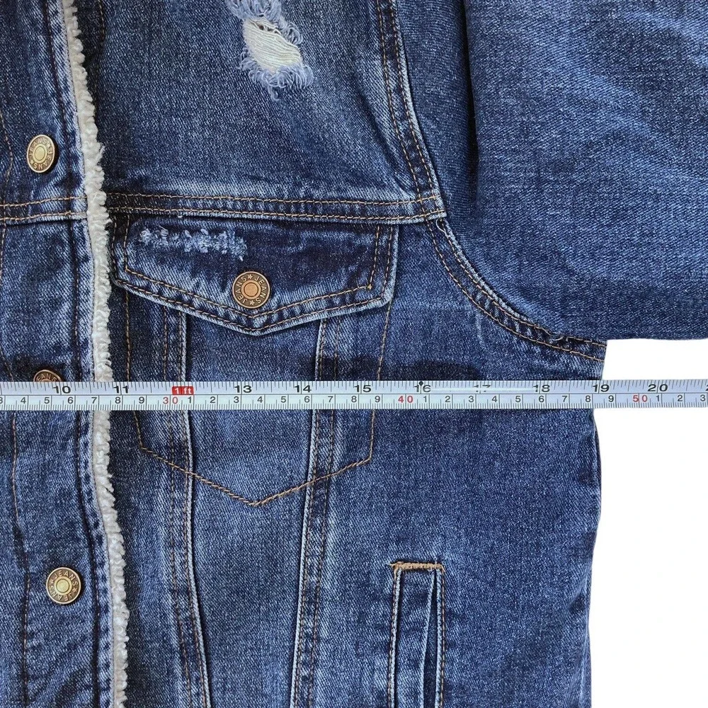 Denim Jacket Womens Small Sherpa Lined Trucker Distressed Fur Collar Cotton Poly
